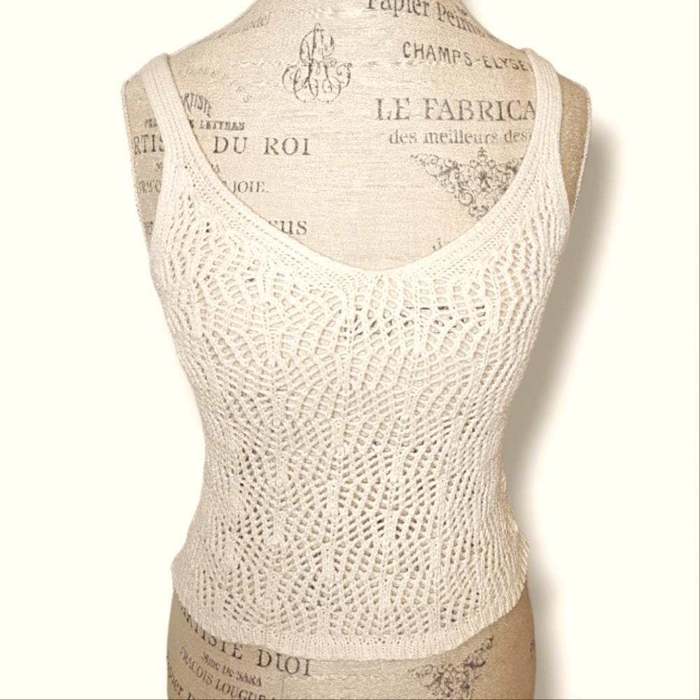 Freshman 1996 Cream Crocheted Cropped Tank Top - Size Medium